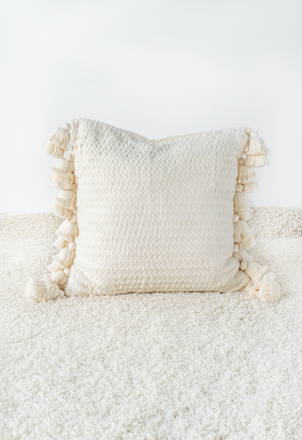 Handwoven White Double Chain Pillow (Copy) Lula Mena