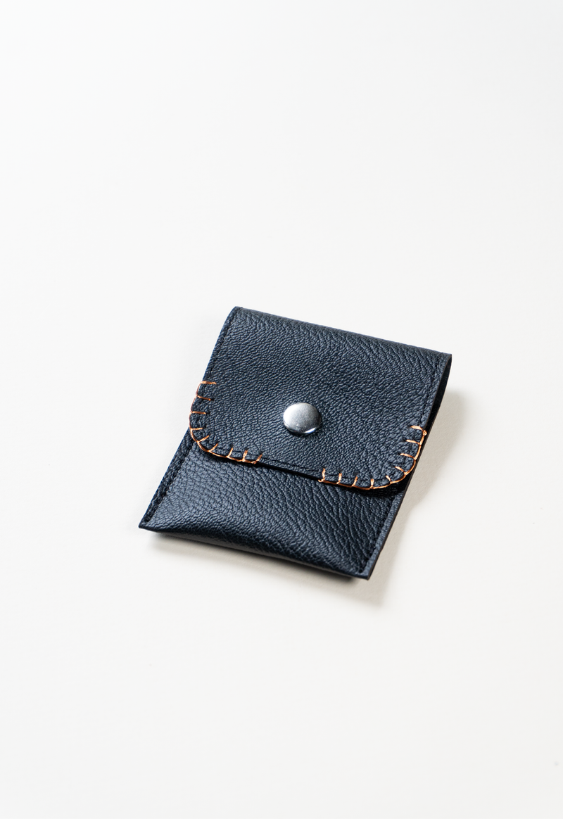 Tarjetero negro (Copy) Lula Mena