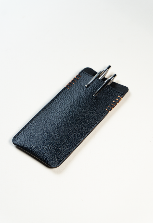 Estuche para lapiceros negro (Copy) Lula Mena