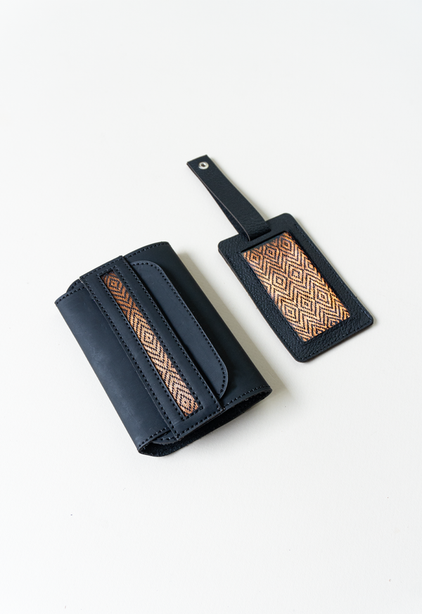 Set viajero negra Lula Mena